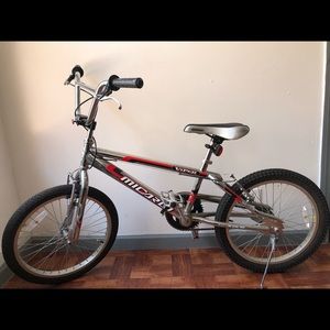 Viper Bike - Two Wheel Bike w/ Front & Back brakes